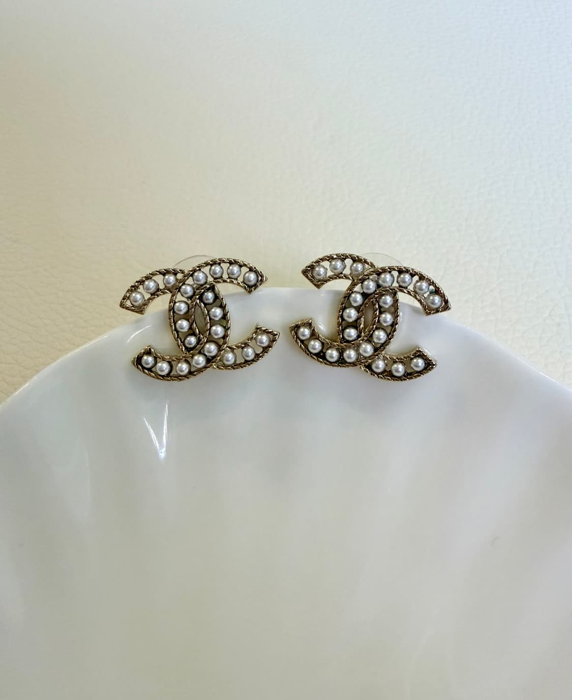 샤넬 진주 CC로고 귀걸이 업사이클링 상품이미지3