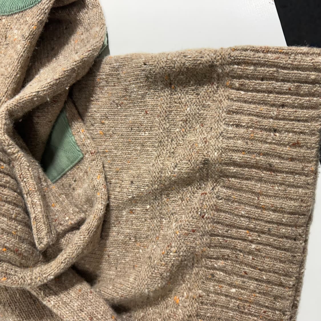 40 S 커스텀멜로우 베이지 엘보우패치 울 니트 상품이미지5