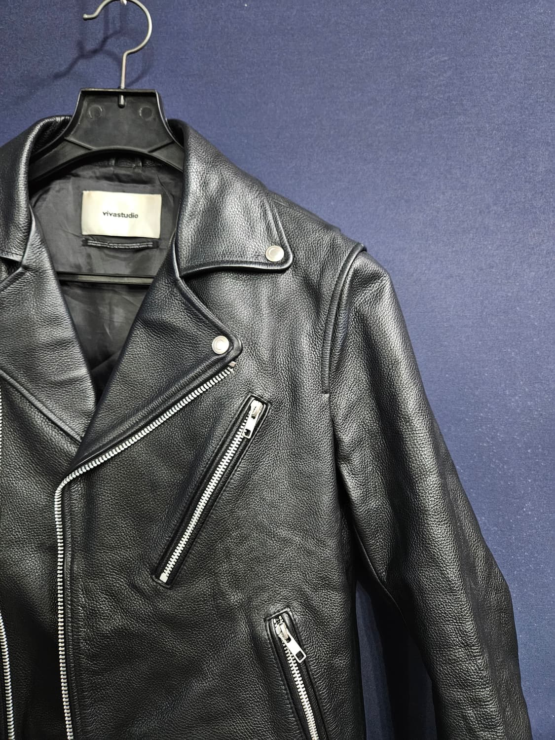 비바스튜디오 블랙 남성 슬림핏 95 가죽 라이더자켓  상품이미지4