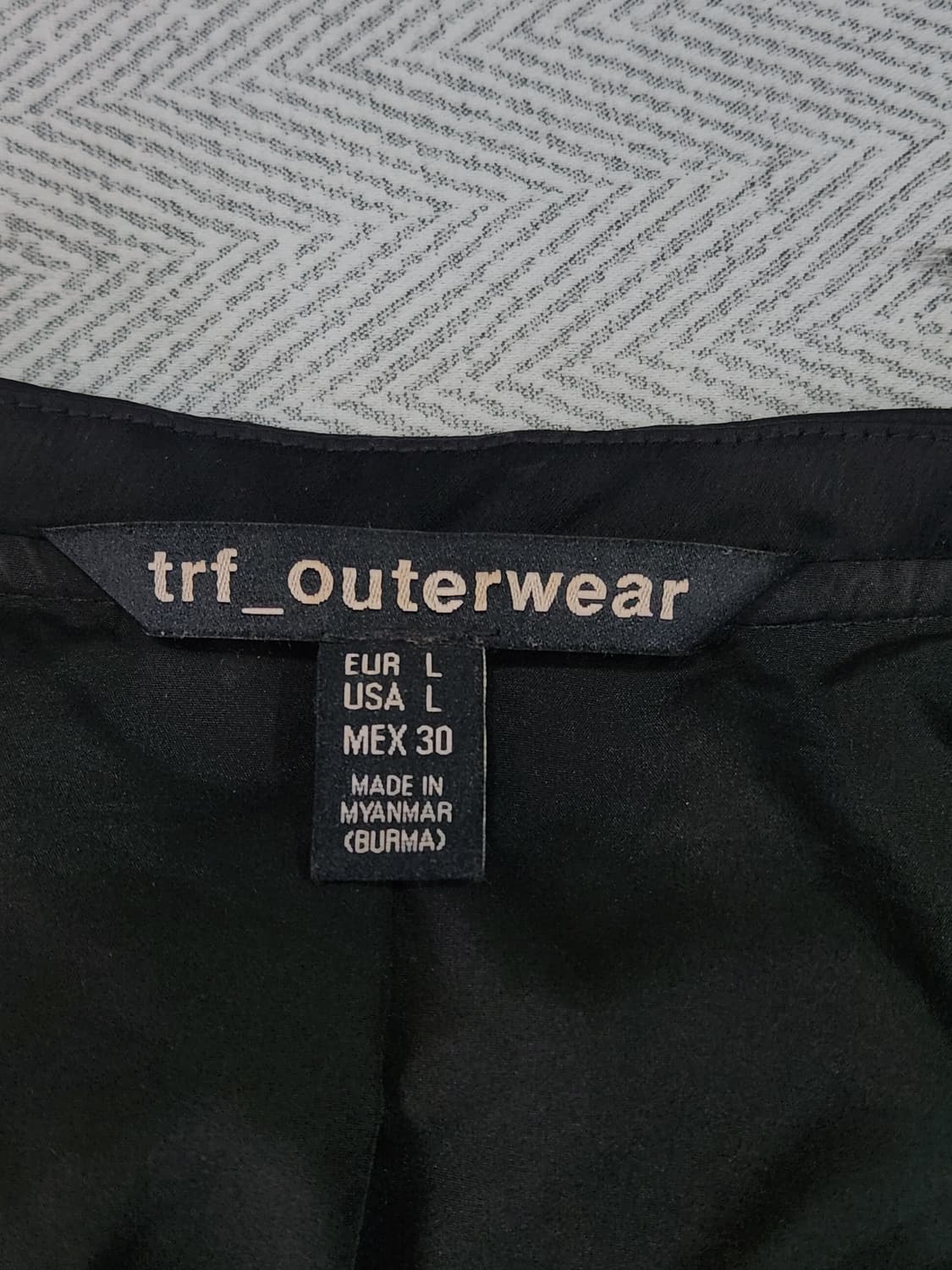 [L] 자라 TRF 블랙 프릴 봄버 자켓 여성 L 상품이미지4