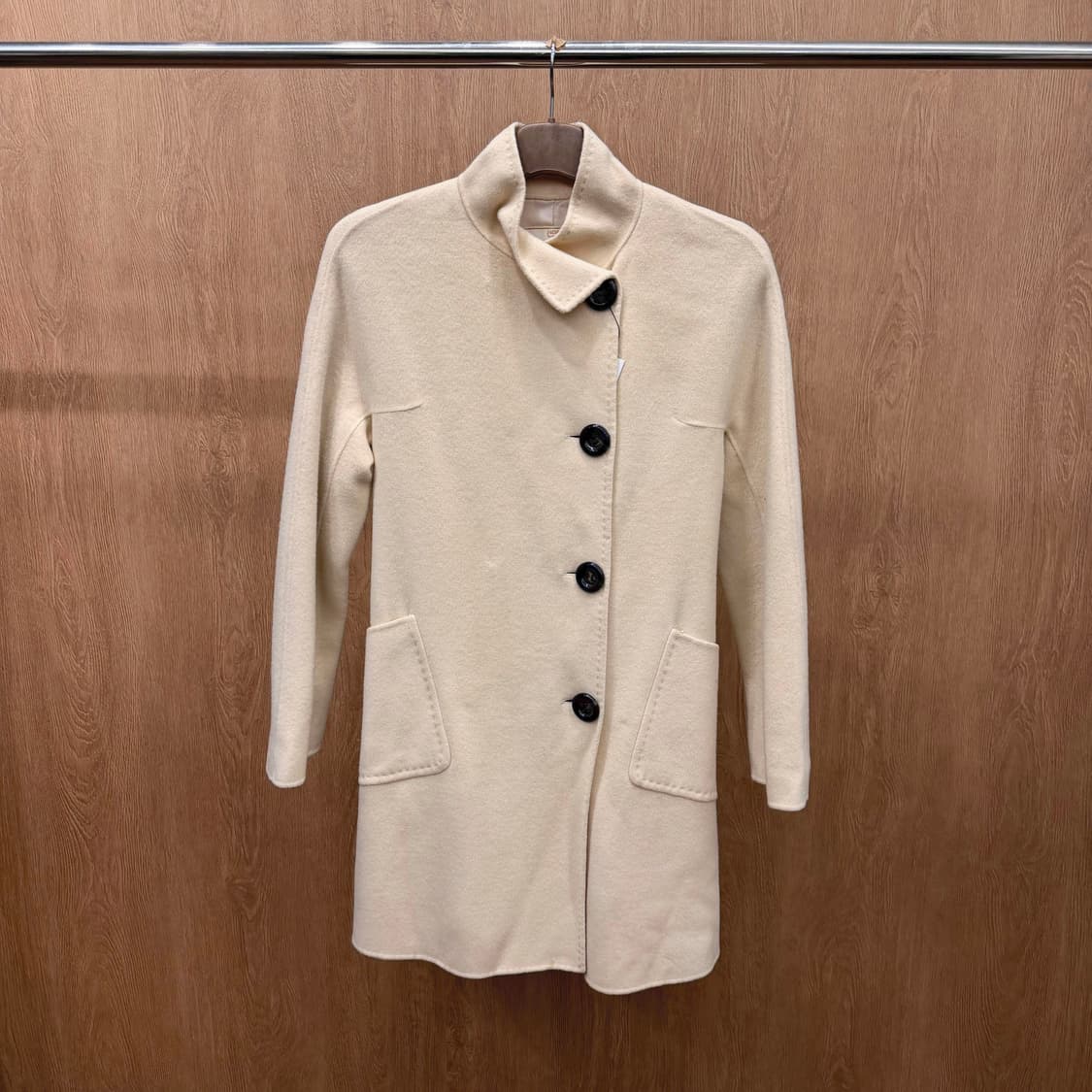 MCM 하이넥 코트 랩 버튼업 포켓 벨트 스트랩 디테일 베이비 핑크 상품이미지2