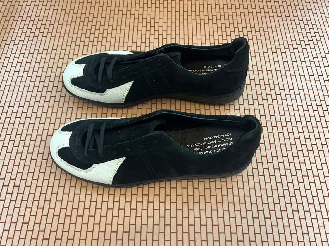 Reproduction of Found 스니커즈 상품이미지3