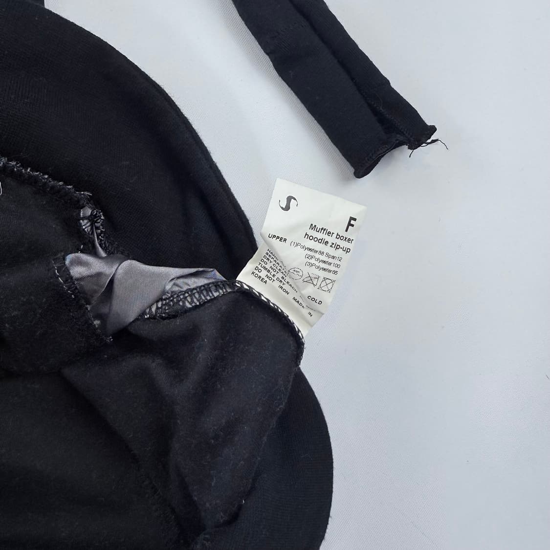 오호스 ojos 머플러 복서 후드집업 상품이미지3