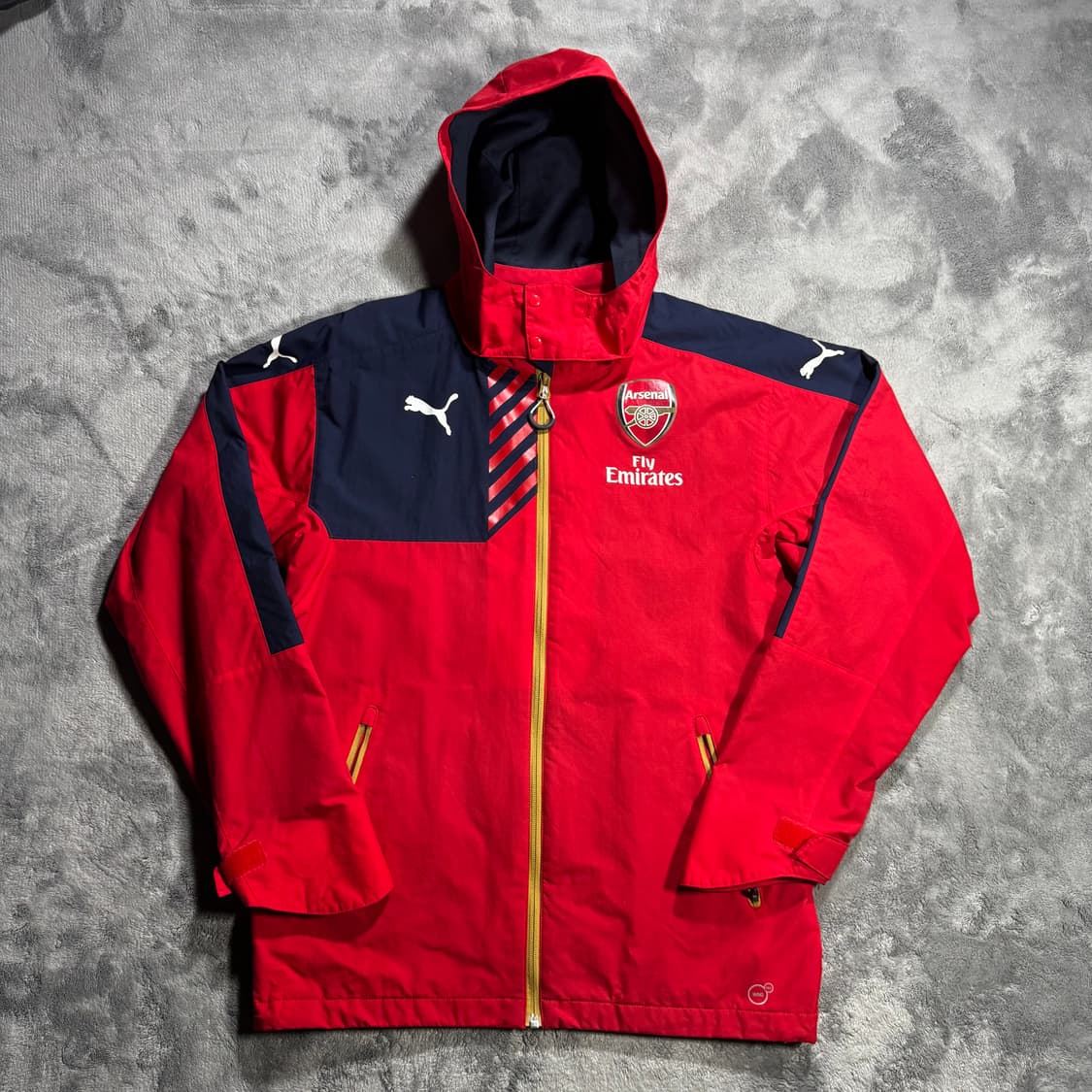 푸마 아스날 바람막이 상품이미지1
