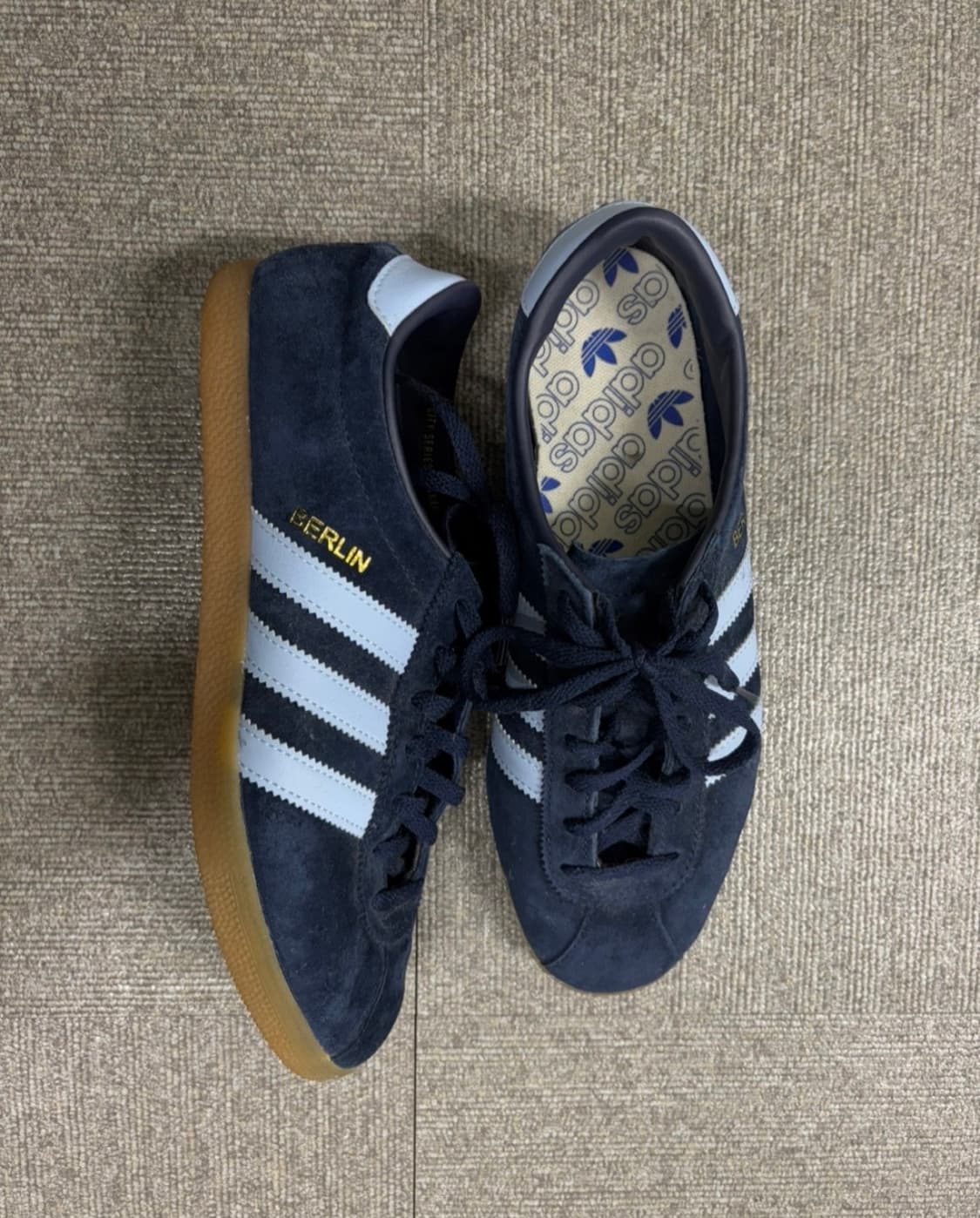 아디다스 베를린 네이비펜톤 250 상품이미지1