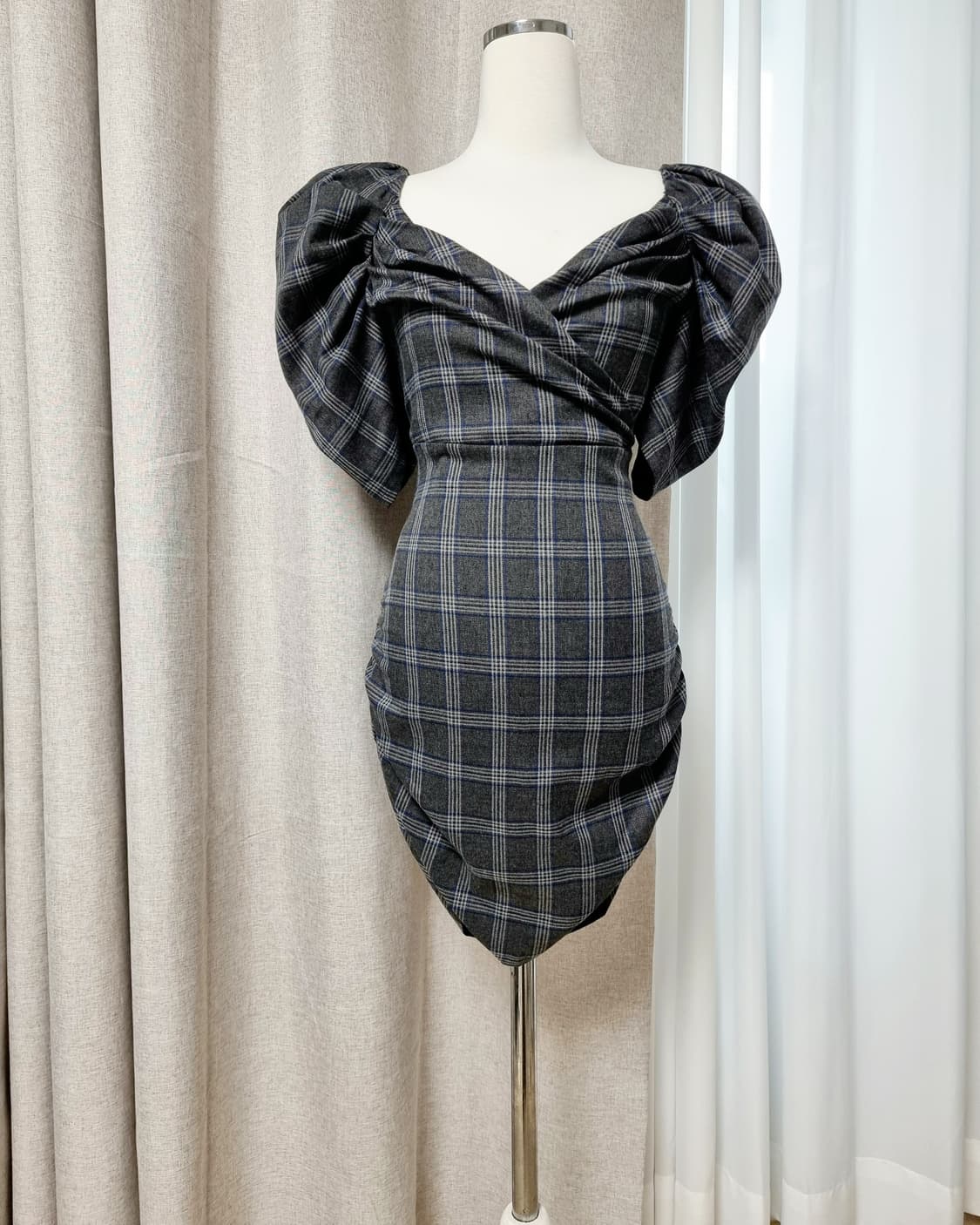 투웨이 오프숄더 원피스 (44-날씬55) 시착만 상품이미지1