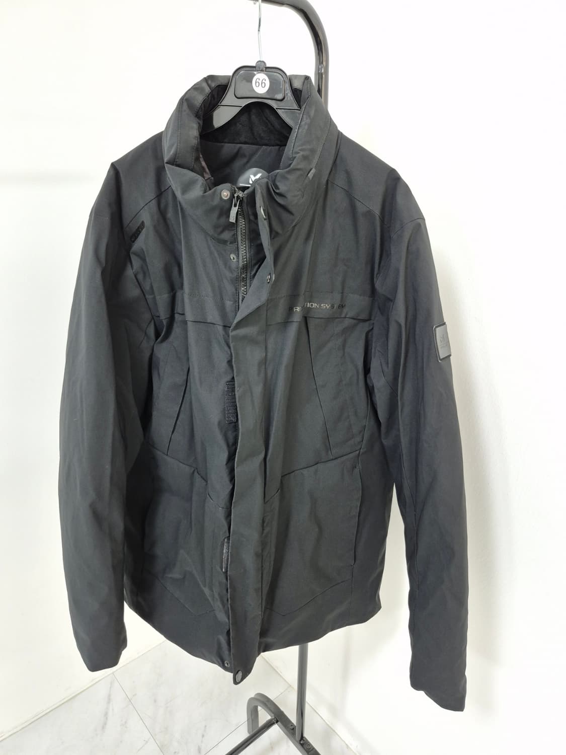 밀레 골프 정품 오리털경량패딩 105사이즈 팝니다 상품이미지1