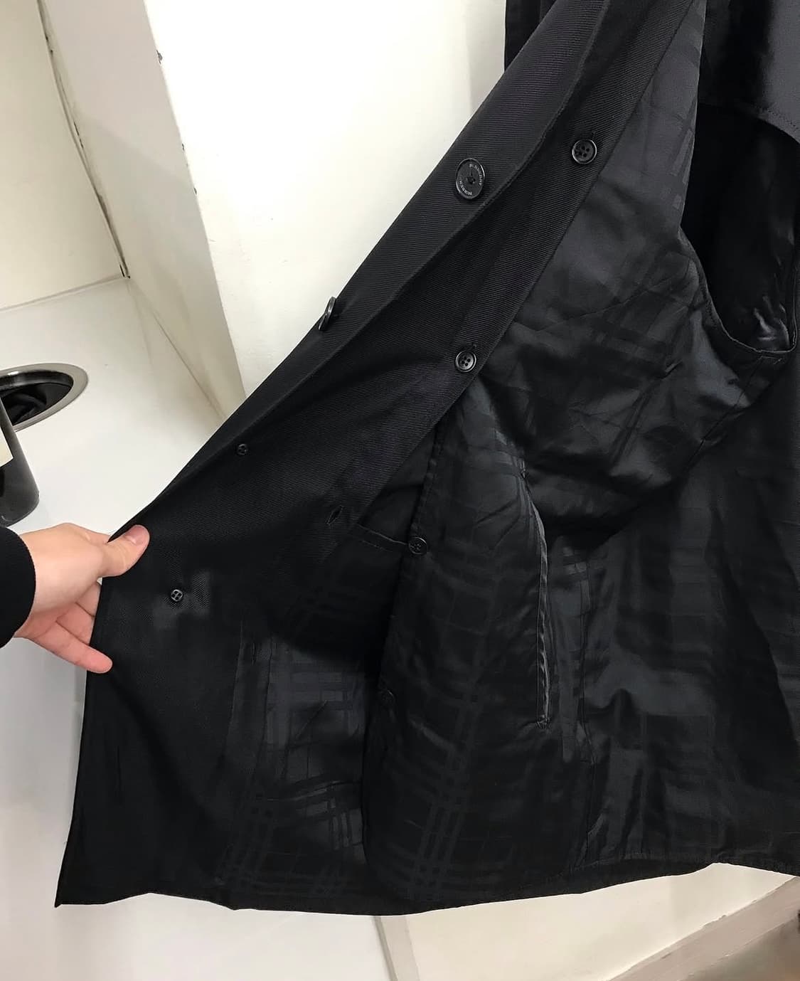 버버리 내피형 블랙 맥코트 상품이미지5