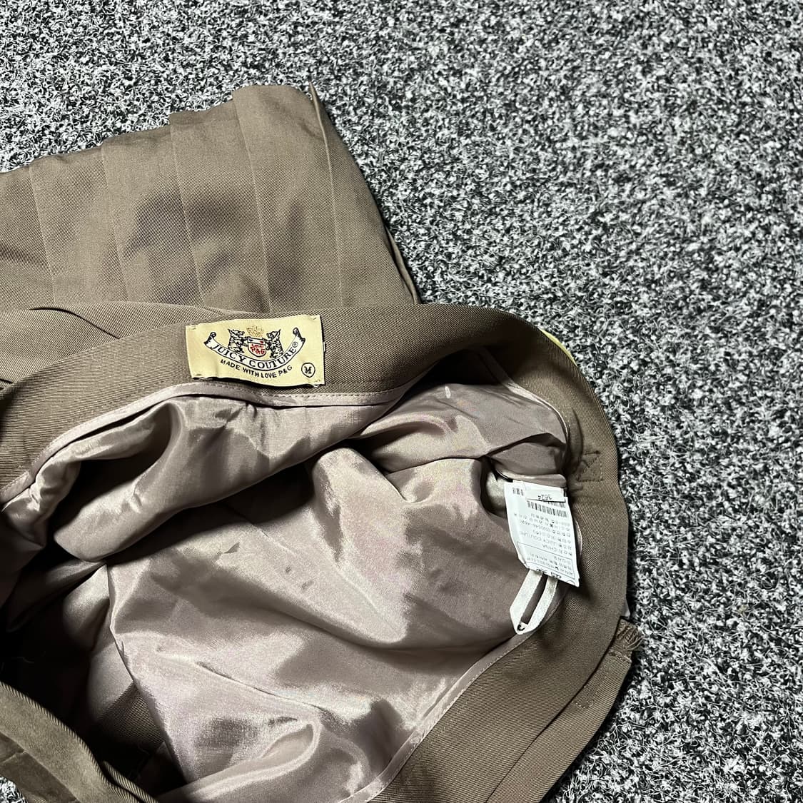 쥬시 꾸뛰르 랩 플리츠 스커트 상품이미지4