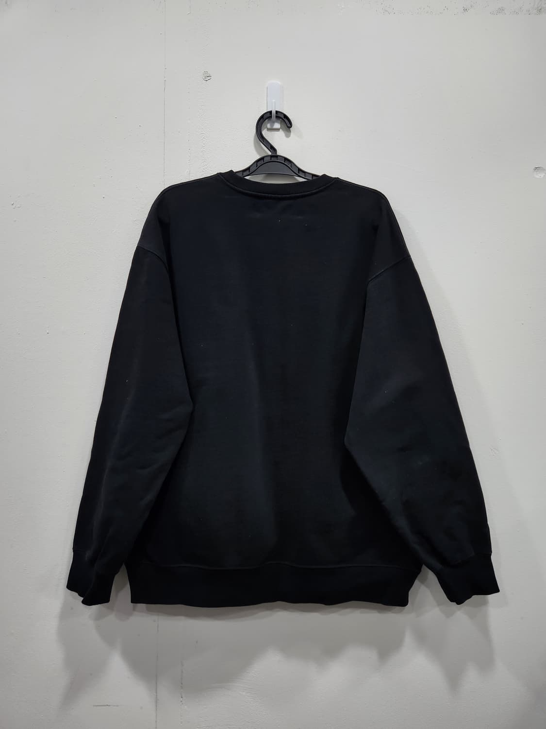 커버낫 C 로고 크루넥 블랙 맨투맨 남성 105사이즈 상품이미지4