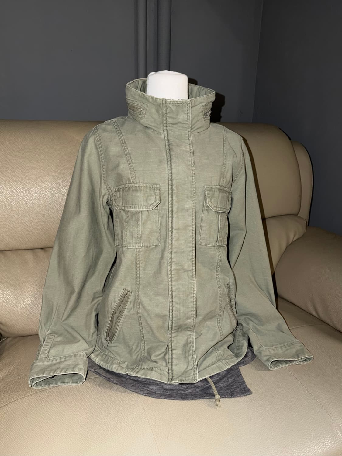 light khaki 2-pocket detail field jacket 상품이미지1