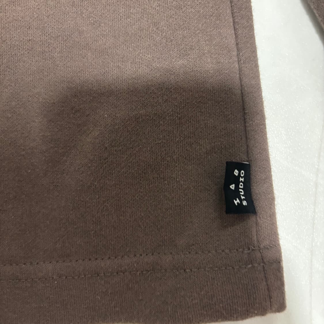 IAB 스튜디오 롱슬리브 초코 크림 2XL 상품이미지5