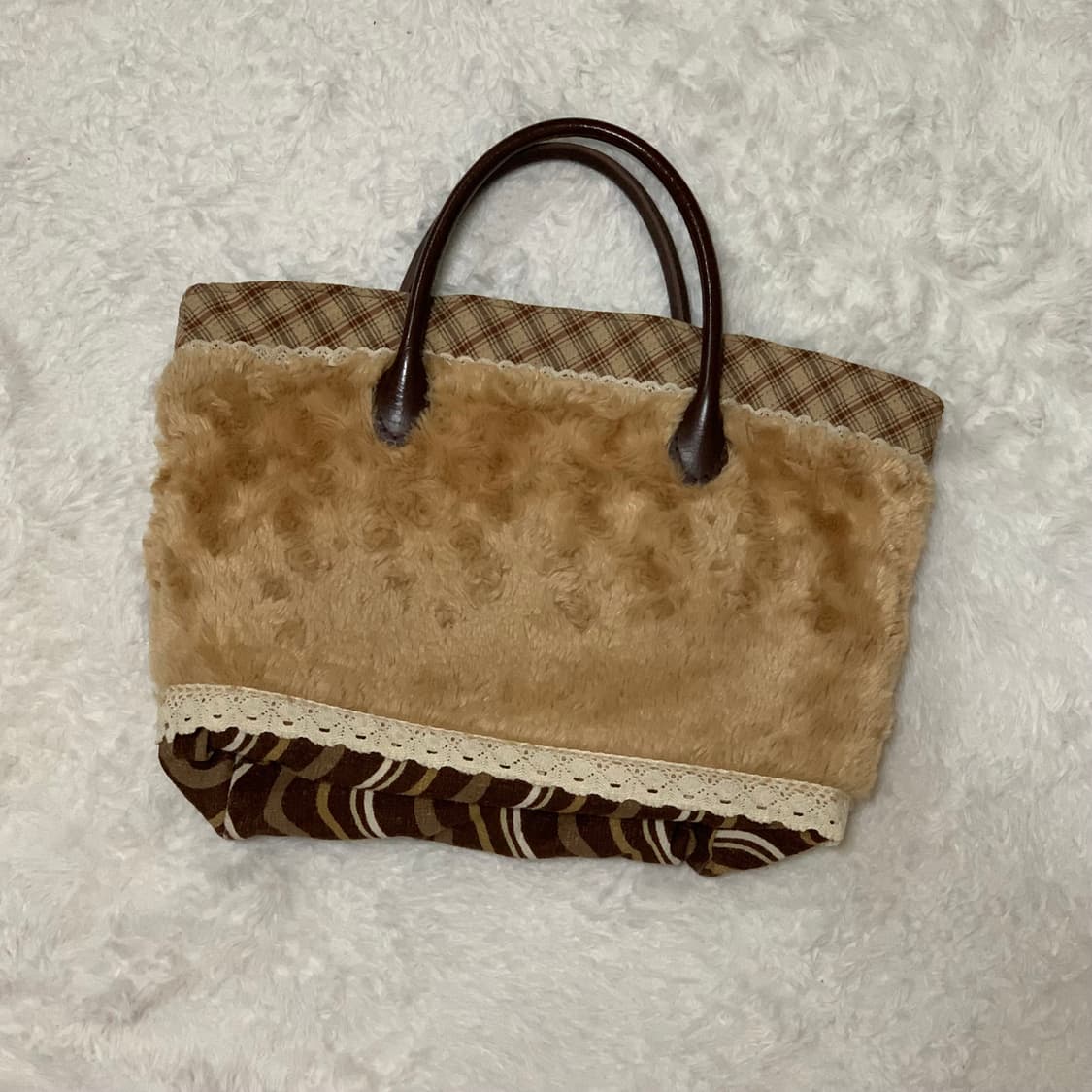빈티지 라떼갸루 체크 패턴 레이스 퍼 토트백 상품이미지2