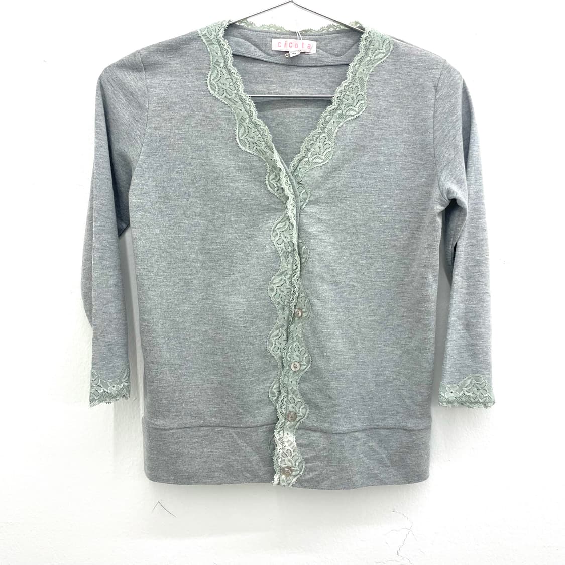 Grey lace three-quarter sleeve cardigan 상품이미지1
