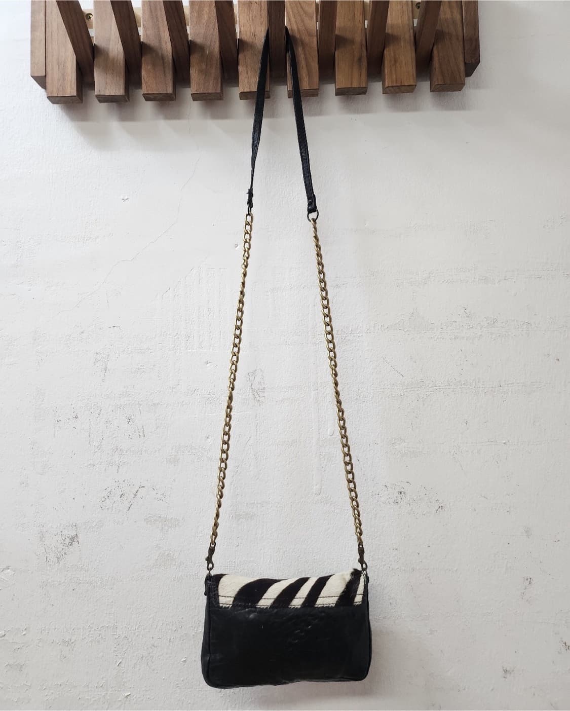 Theory 띠어리 올드라인 송치 천연 양피 크로스백 상품이미지6