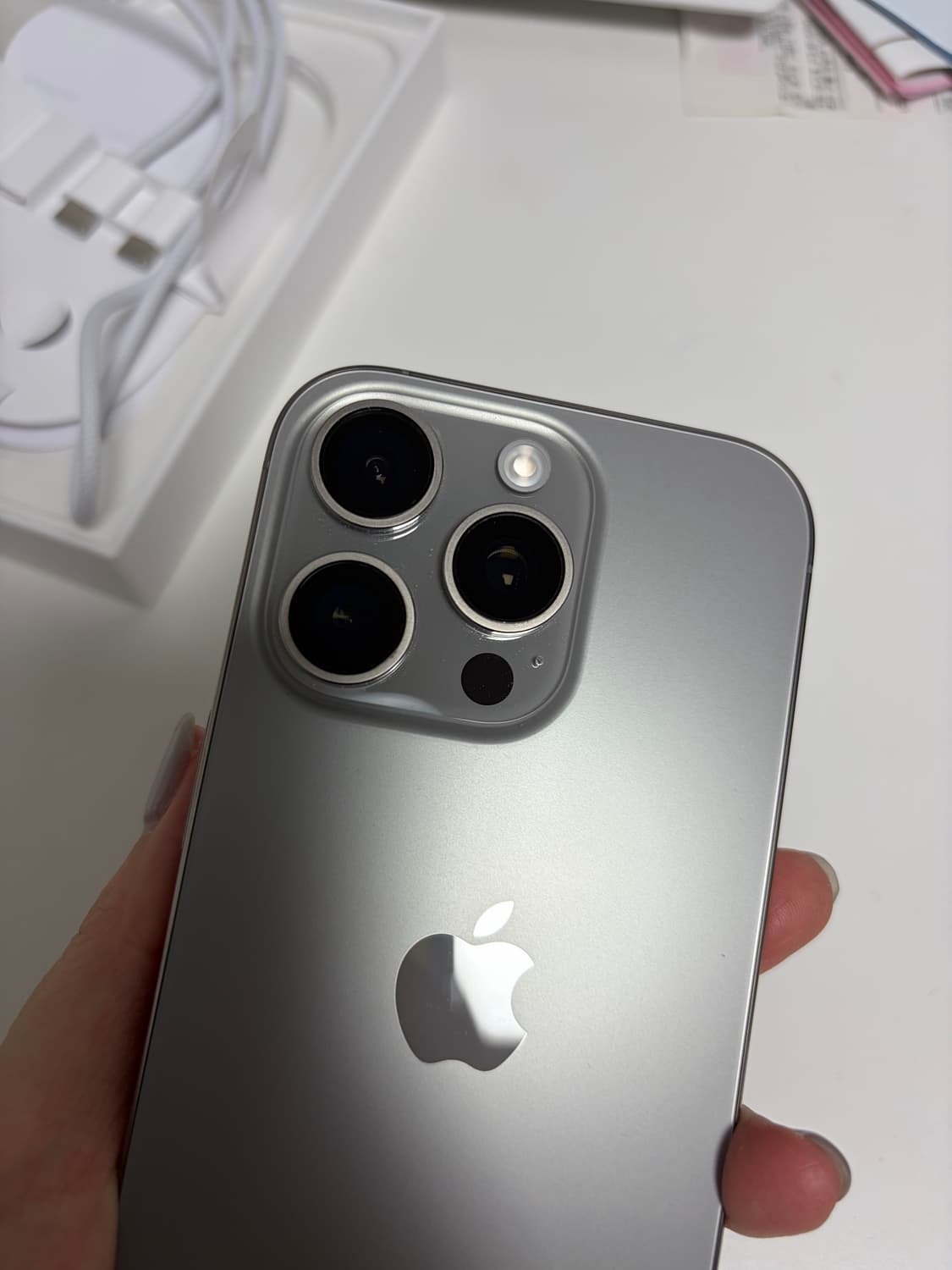 아이폰 16pro 내추럴티타늄 512기가 팝니다 (자급제) 상품이미지9