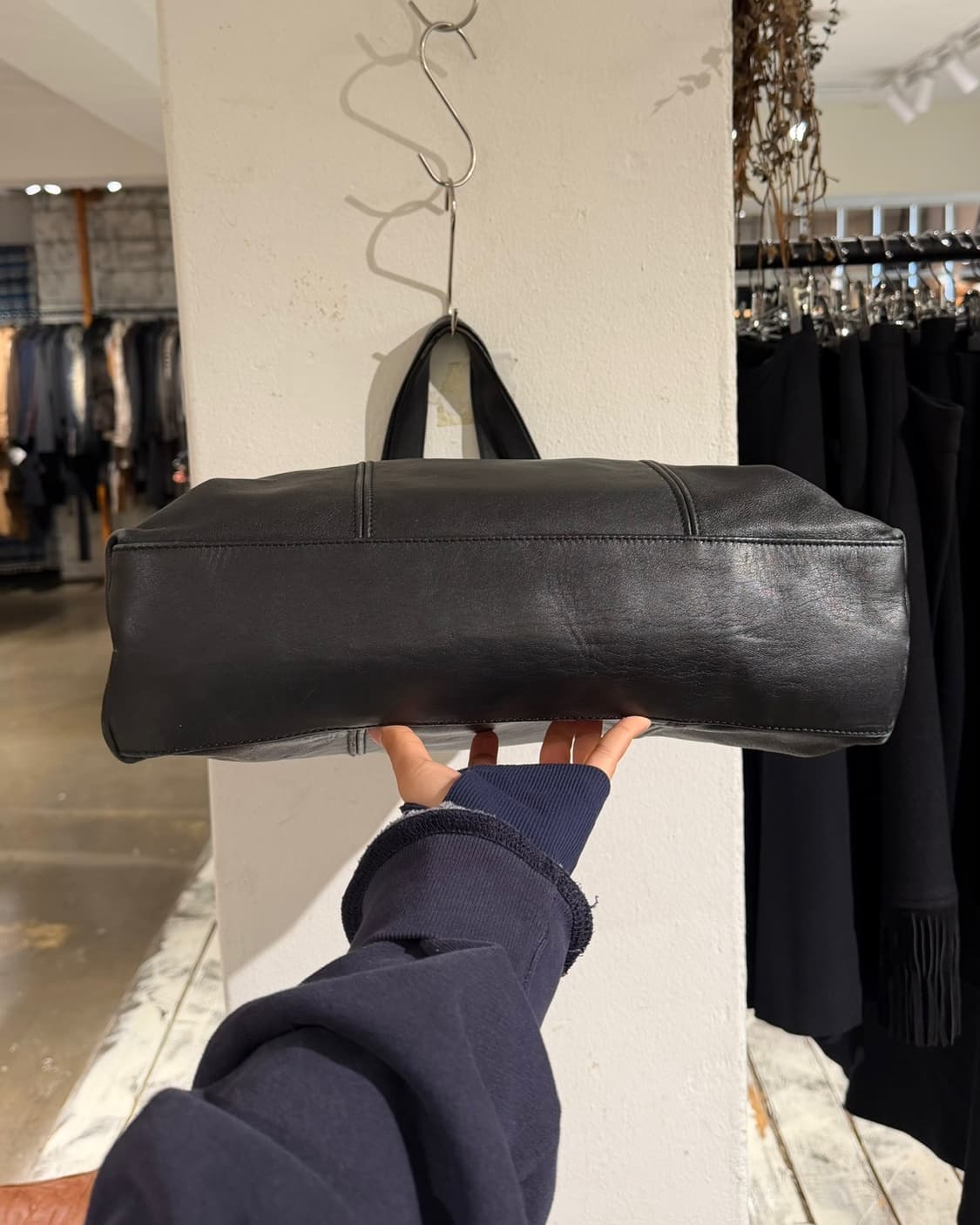 돌체앤가바나 블랙 레더 토트백 상품이미지6