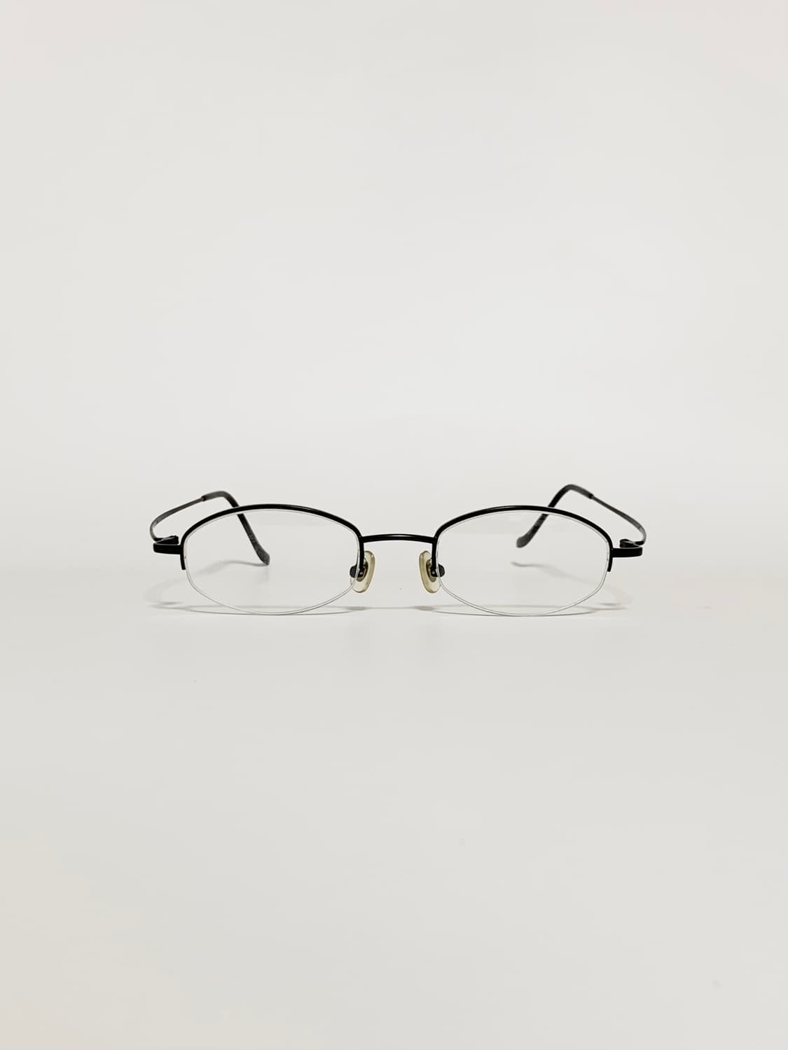[픽키-473] 반무테 오벌 안경 경량 안경테 상품이미지1