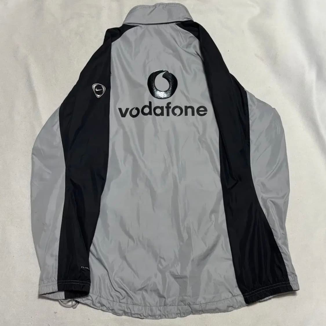 나이키 맨체스터 유나이티드 02-04 시즌 그레이 바람막이 상품이미지3