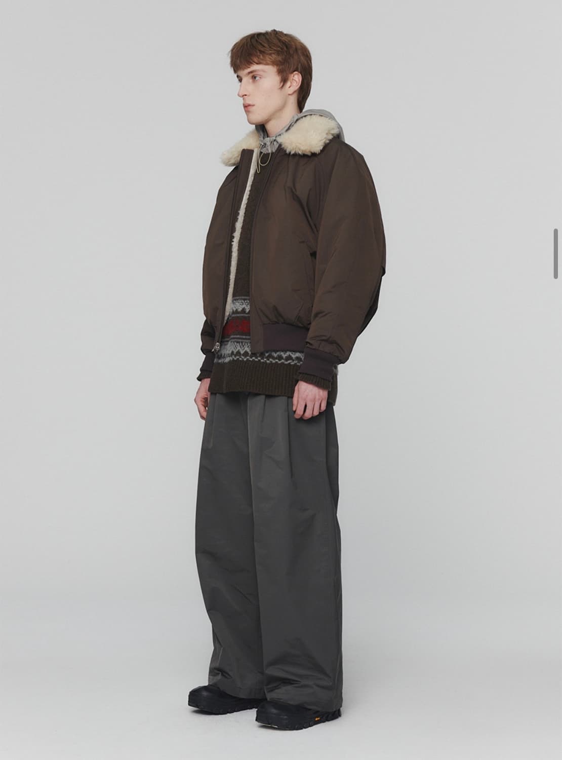 아모멘토 리버시블 오버사이즈 시어링 점퍼 상품이미지6