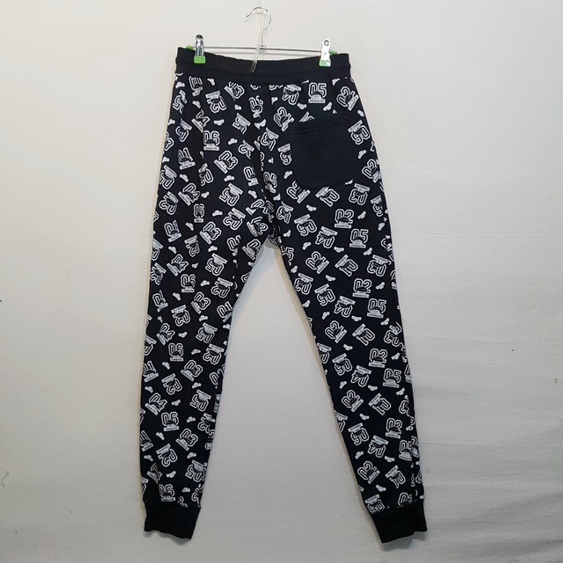 오소마츠 6쌍둥이 후드 상하세트 블랙 상품이미지6