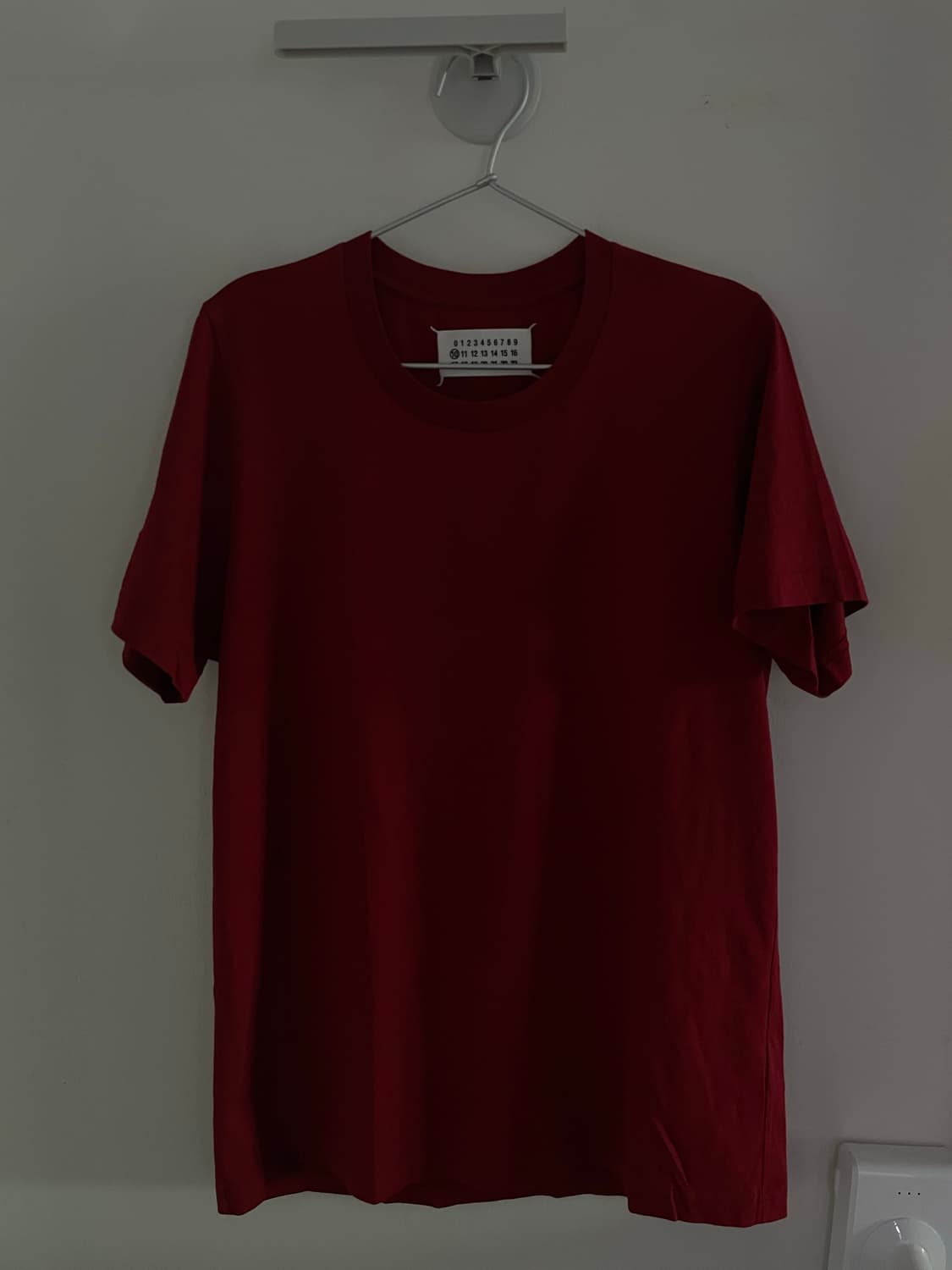 마르지엘라 버건디 티셔츠 상품이미지1