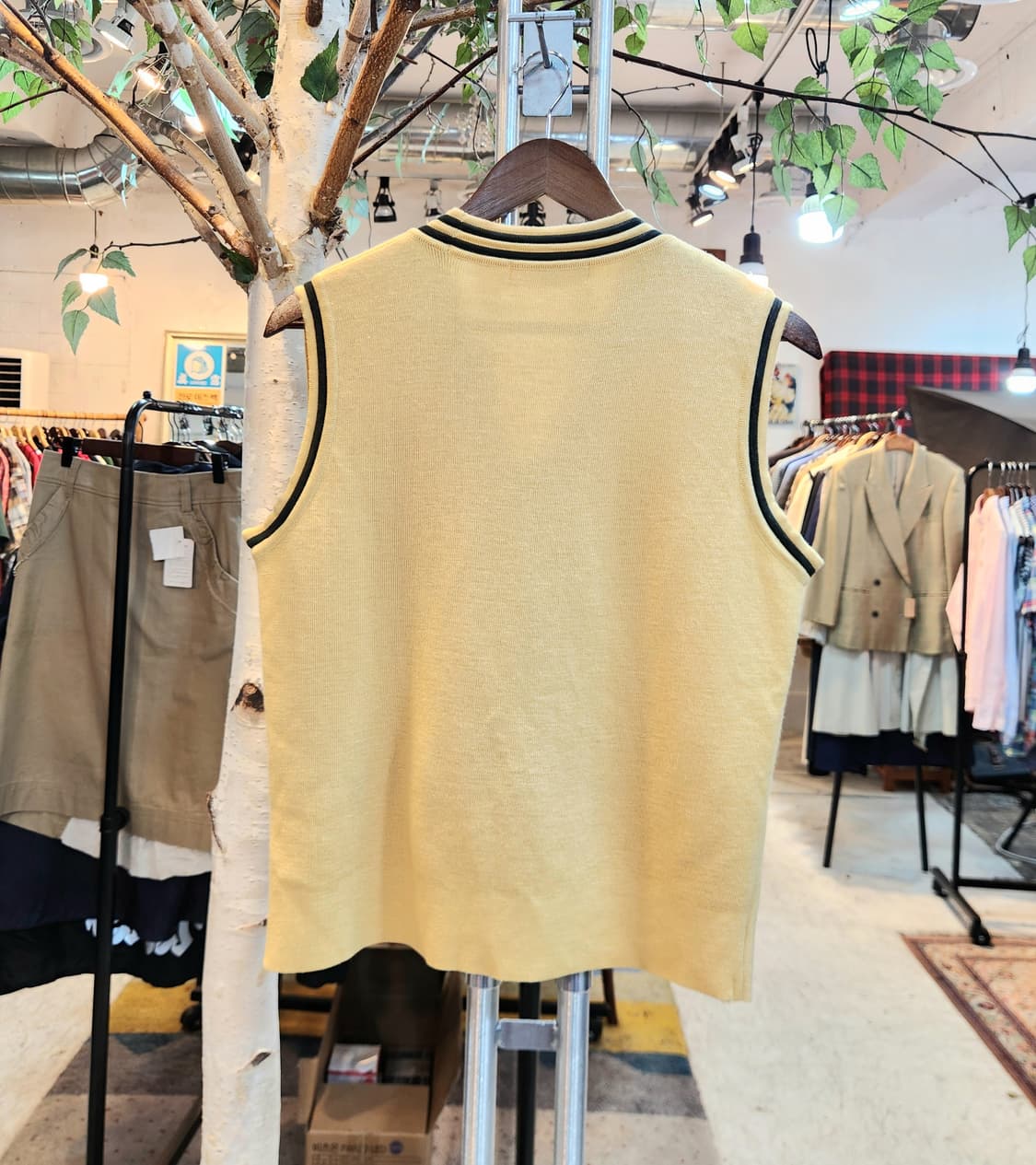 발렌시아가 제펜 메이드 옐로우 니트 빈티지 조끼 상품이미지5