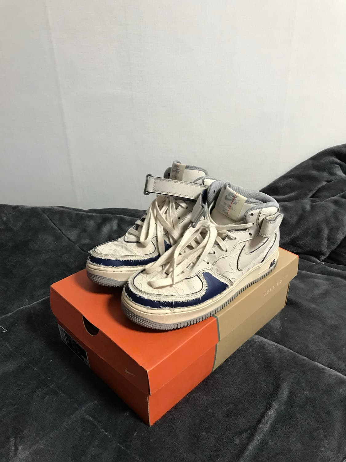 [275] 에어포스 미드 펄 화이트 상품이미지1