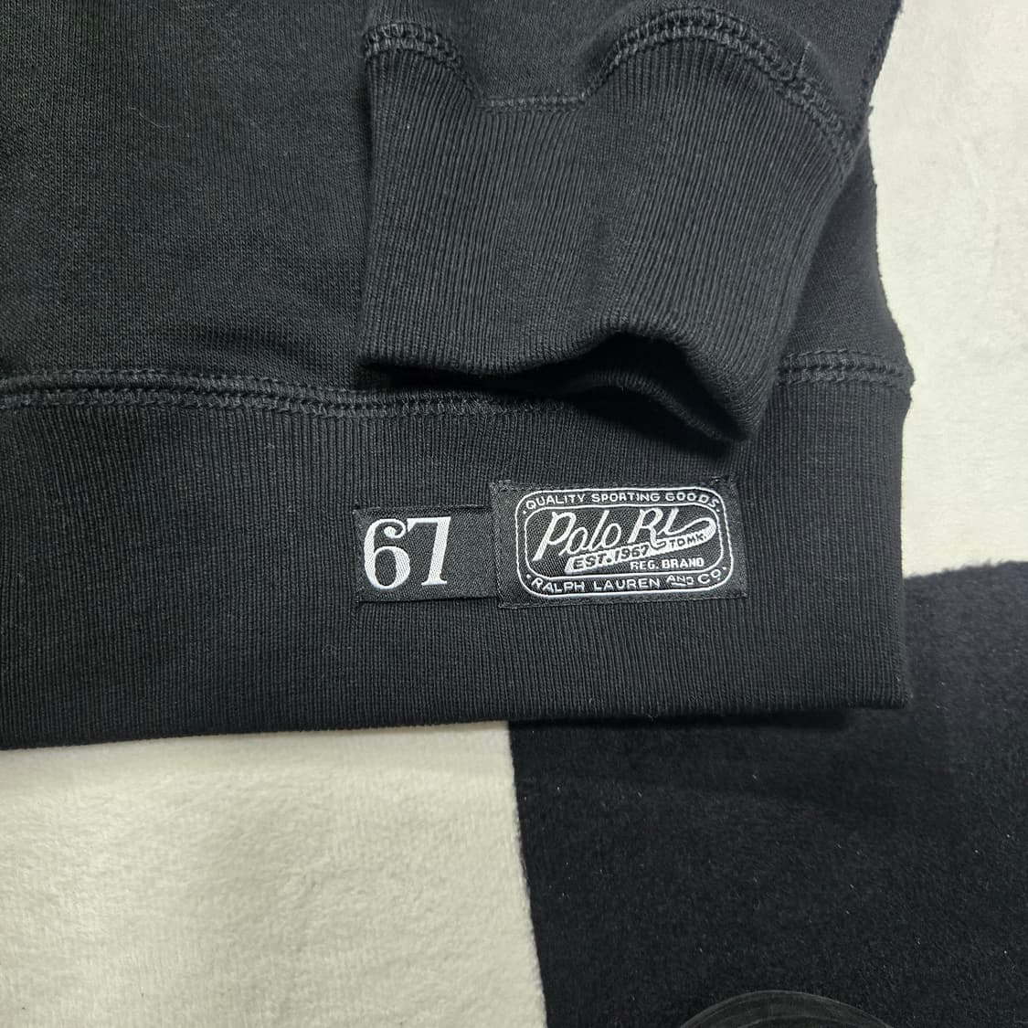 L 폴로랄프로렌 스펠아웃 아치로고 스웻셔츠 맨투맨 블랙 상품이미지3