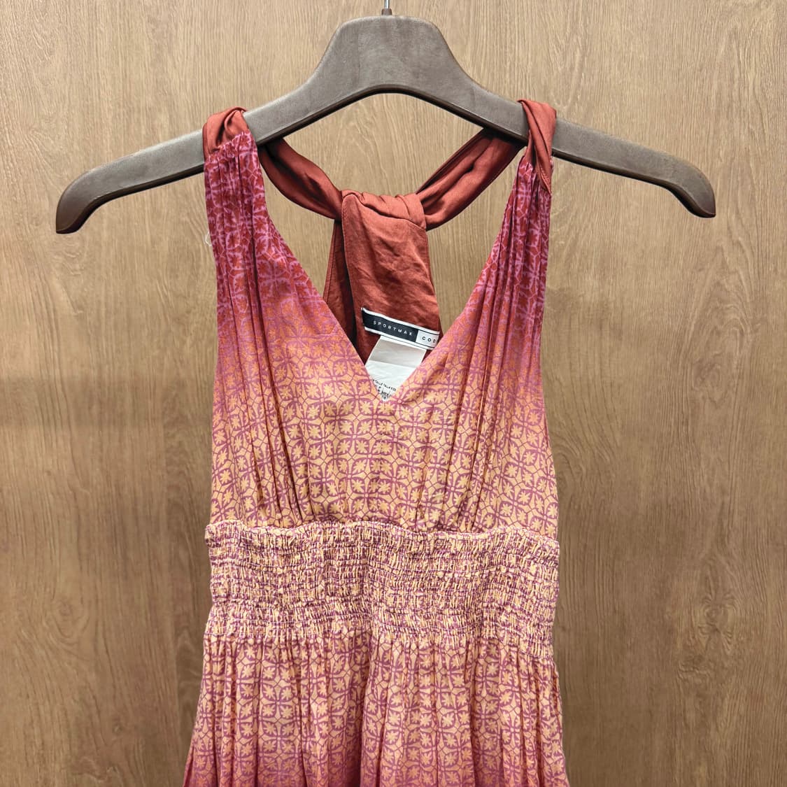 막스마라 스포트막스 홀터넥 슬리브리스 원피스 그래디언트 패턴 그라데이션 상품이미지4