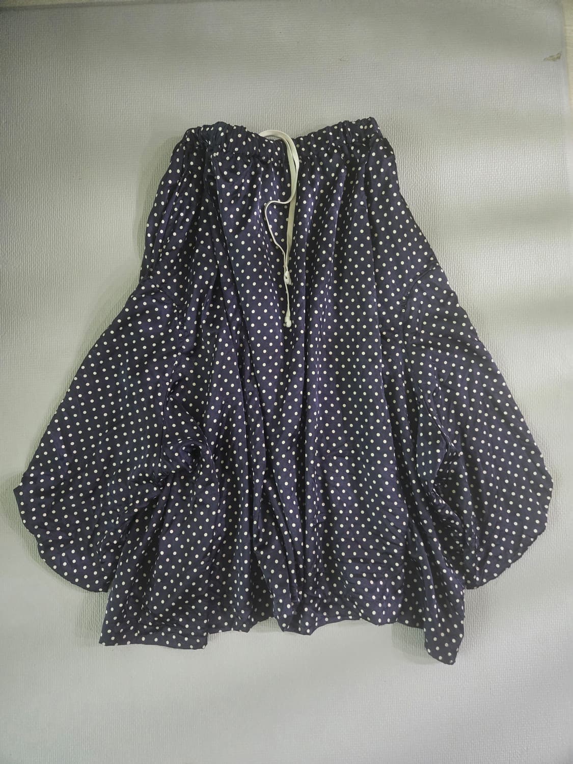 꼼데가르송 2019 도트 변형스커트 스몰 상품이미지1