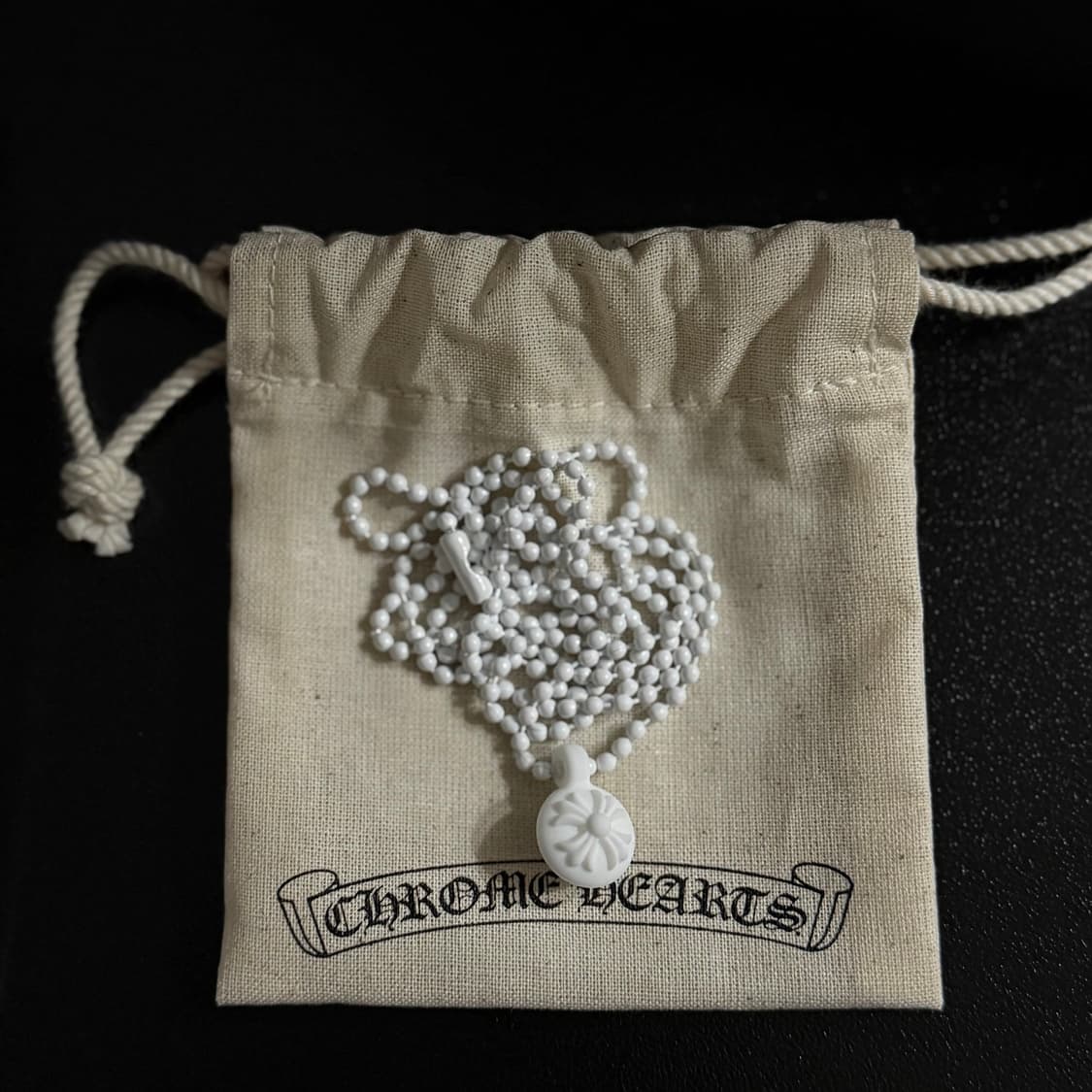 크롬하츠 실리크롬 실리콘 크로스볼 목걸이 상품이미지2