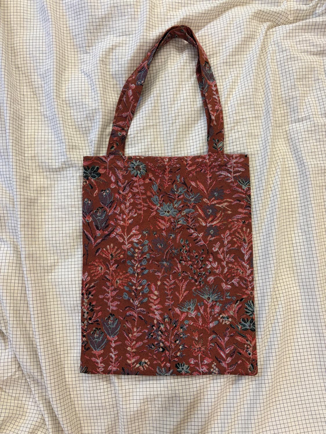 블레스 Multicolor Gobelin Tote 상품이미지1