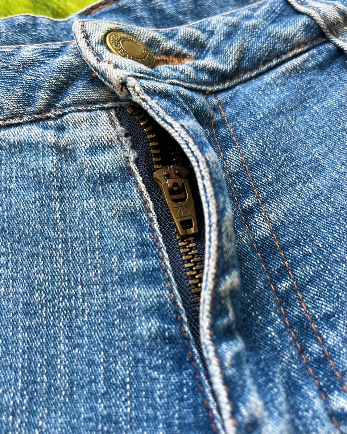 Mickey Hip Patch Boots-cut Denim Jeans 상품이미지4