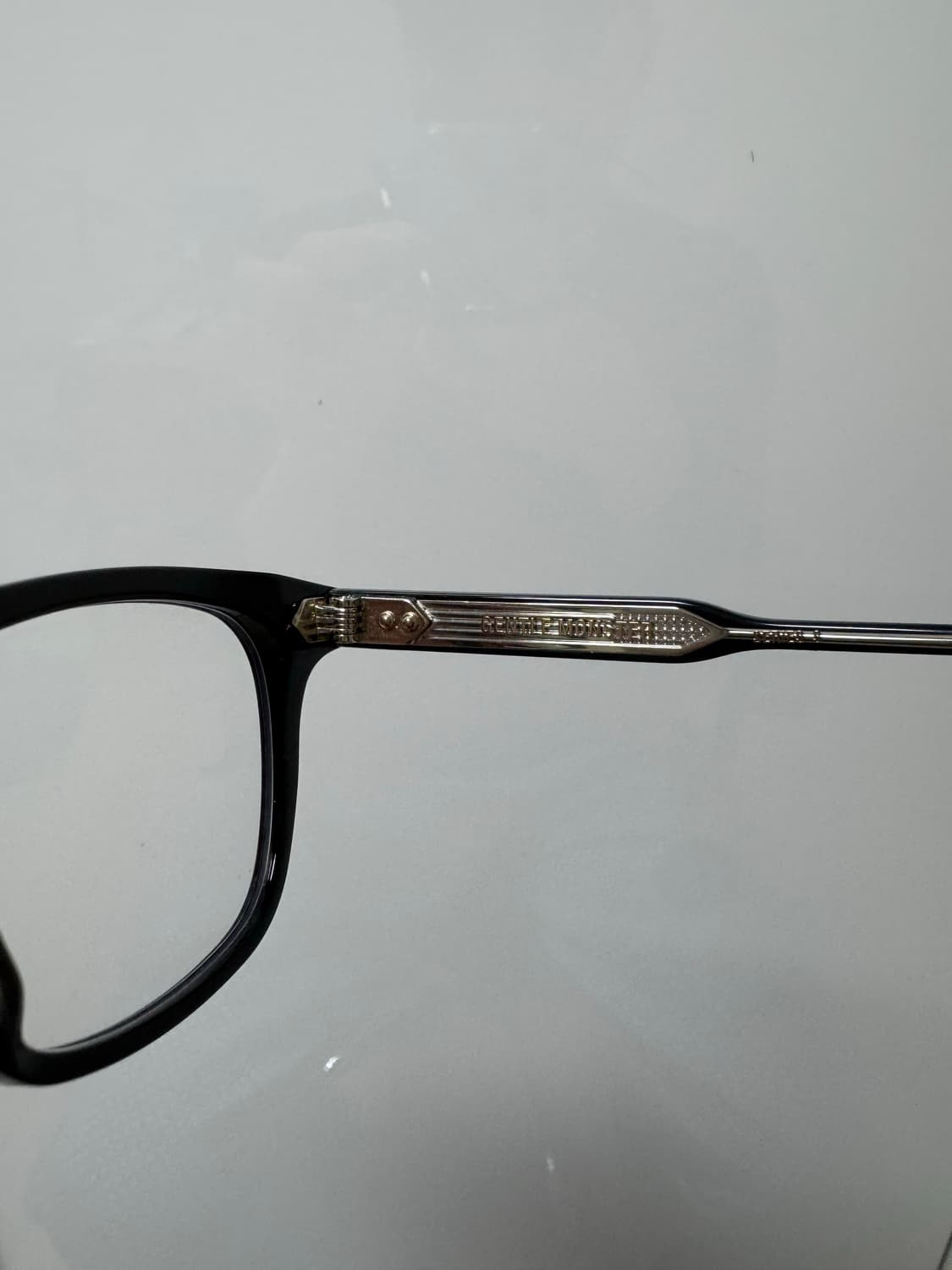 (새상품급)젠틀몬스터 쿠보 상품이미지3