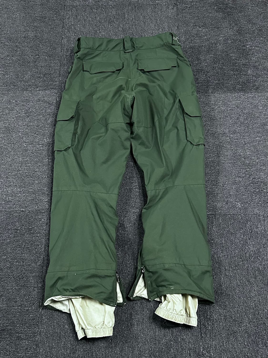 버튼 The White Collection  스노우보드 카고 팬츠 상품이미지5