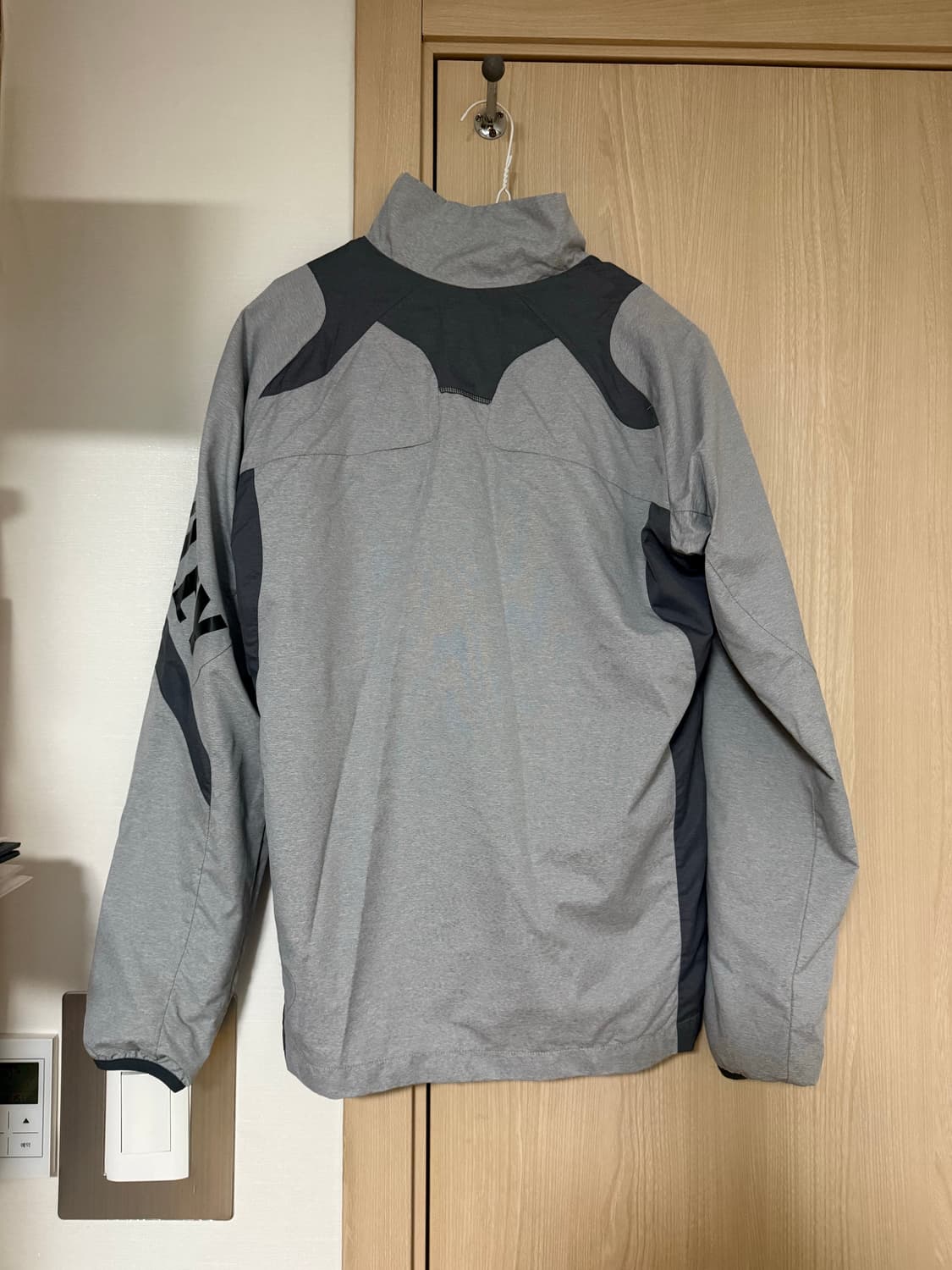 오클리 바람막이 자켓 M 상품이미지3