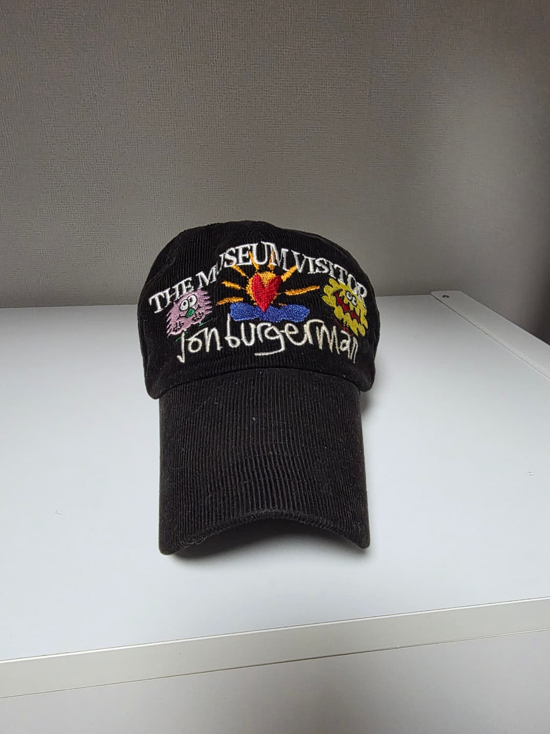 뮤지엄비지터 x 존 버거맨 볼캡 상품이미지1