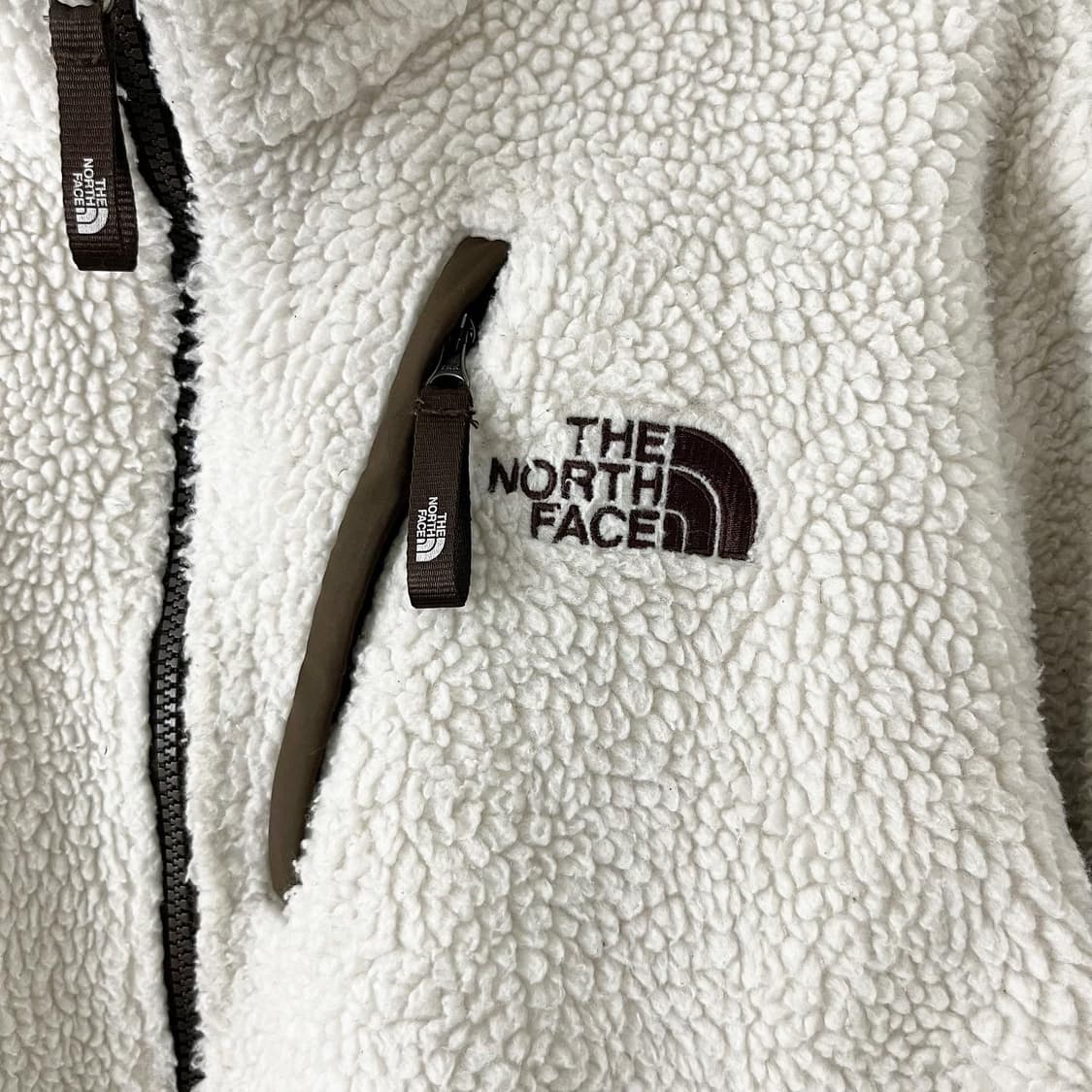 노스페이스 화이트 플리스 집업 자켓 상품이미지5