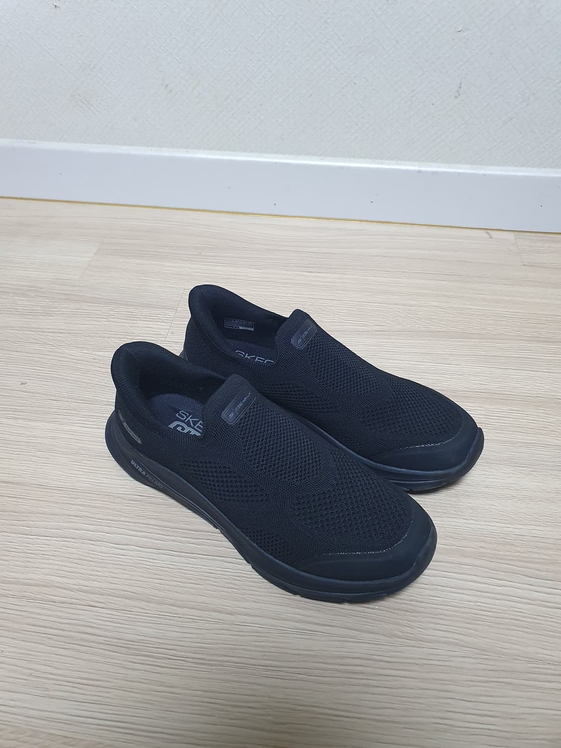 스케쳐스 고워크 8 슬립온 250 상품이미지2