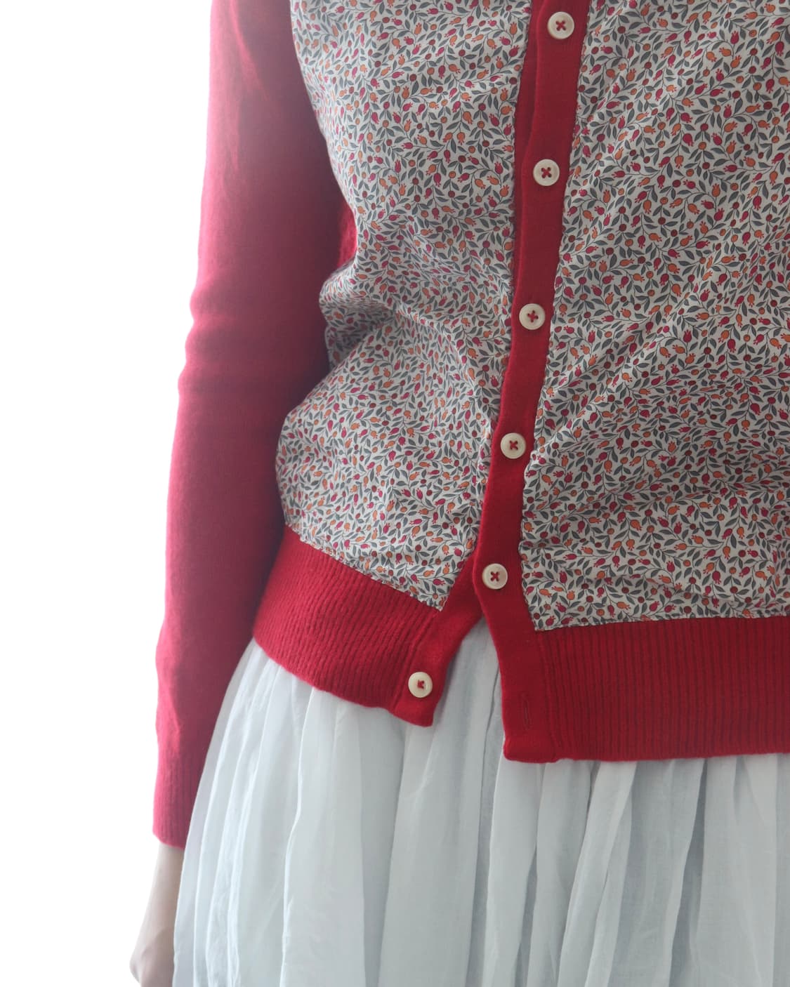 [Beams Boy] Liberty Floral Red Cardigan 상품이미지3