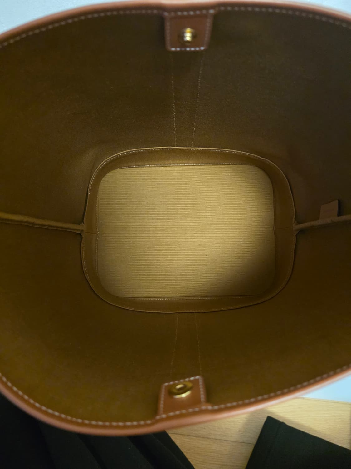 [새상품급] 셀린느 트리옹프 미디움 버킷백 풀구성 상품이미지8