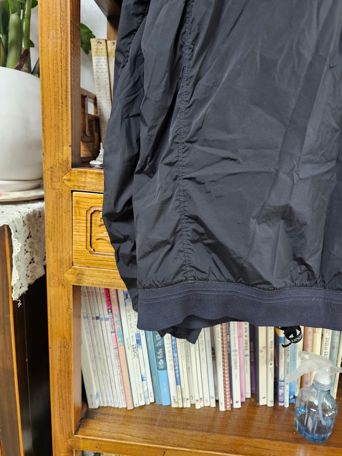 새상품급]씨피 CP컴퍼니 나일론 봄버 자켓 팔아요 ma1 마원 바람막이  상품이미지8