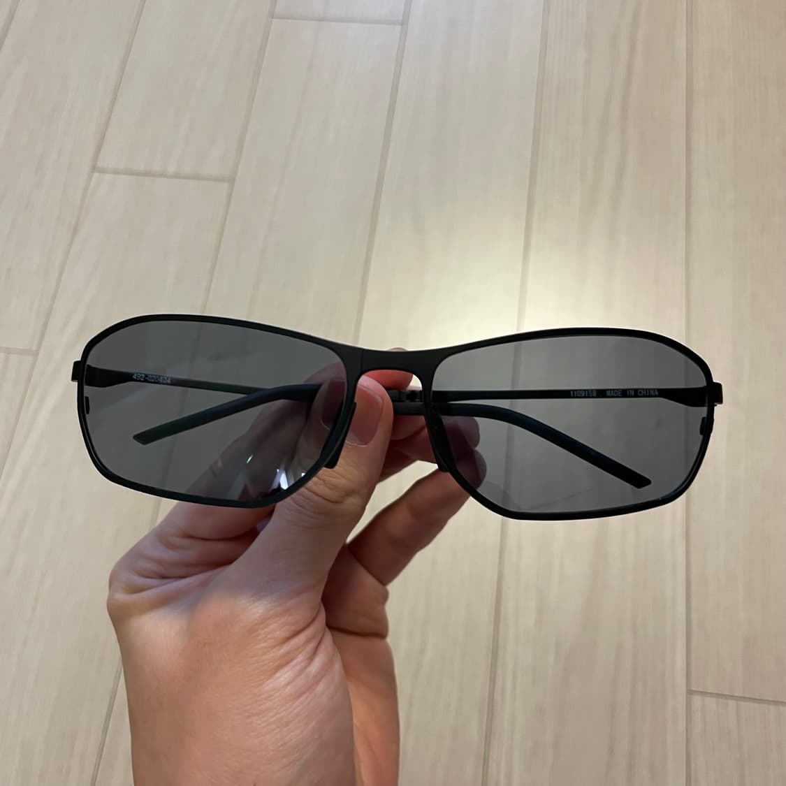 몽벨 티타늄 트레킹 선글라스 블랙 상품이미지4