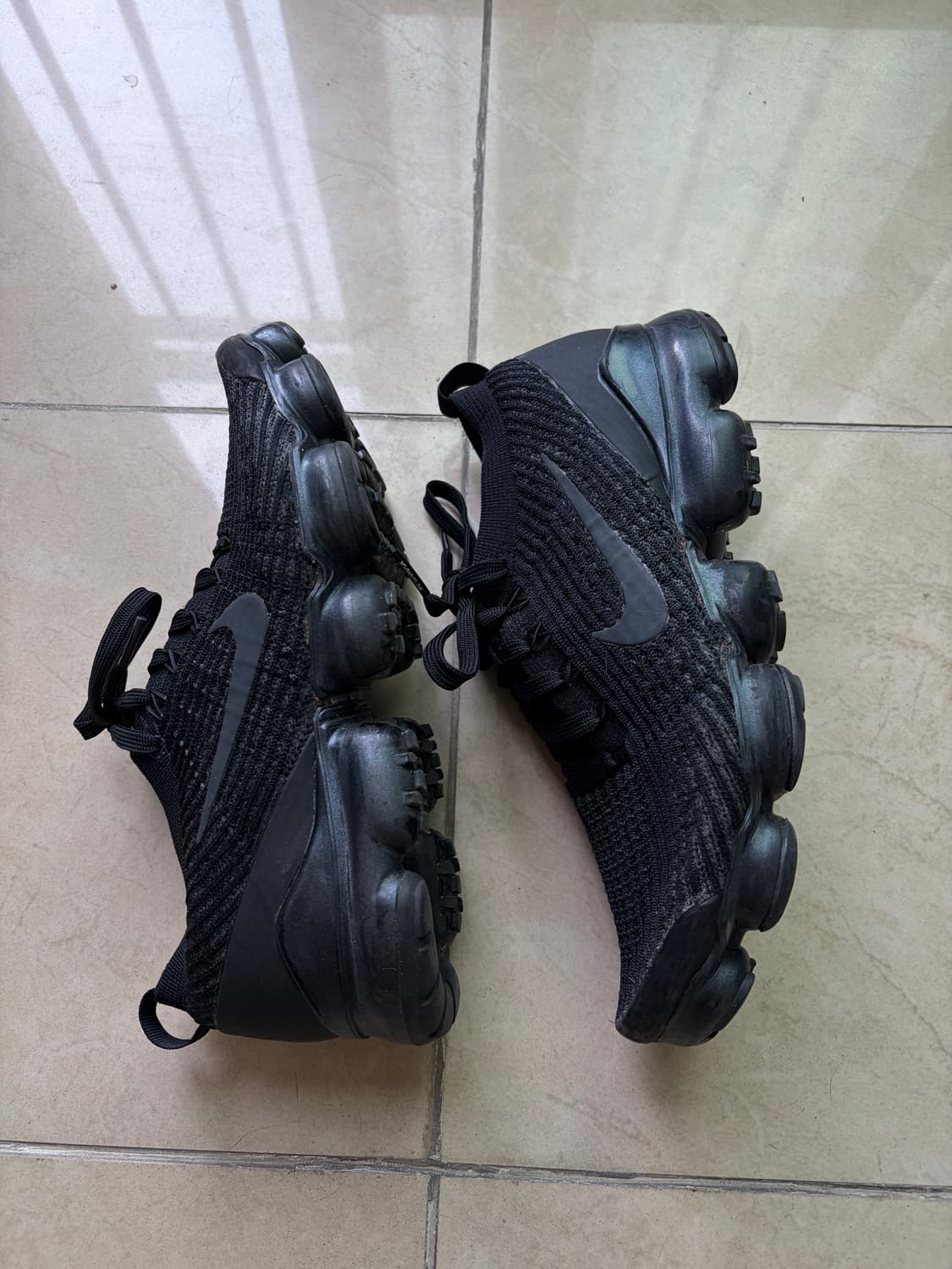 나이키 베이퍼맥스3 트리플블랙 260입니다 상품이미지1