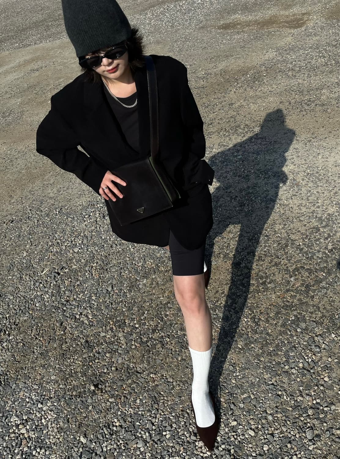 PRADA(프라다) 트라이앵글 크로스바디백 상품이미지10