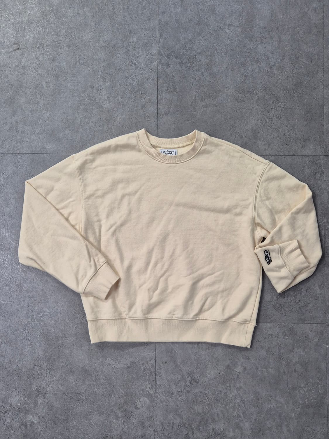 무신사 스텐다드 맨투맨 상품이미지1