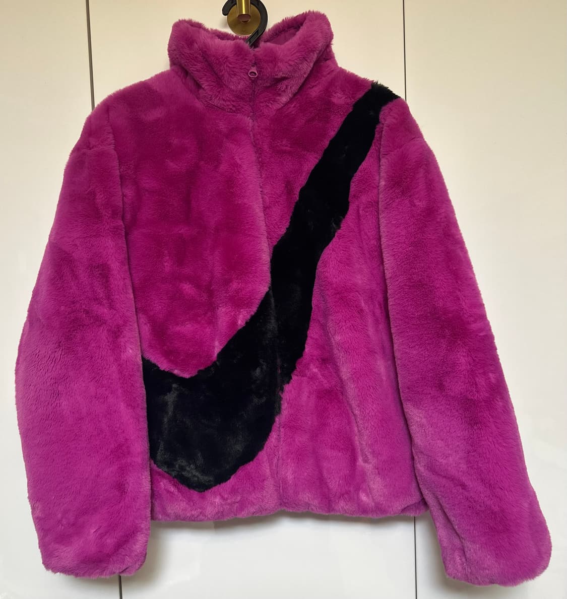 나이키 퍼 자켓 핑크 블랙 스우시 상품이미지1