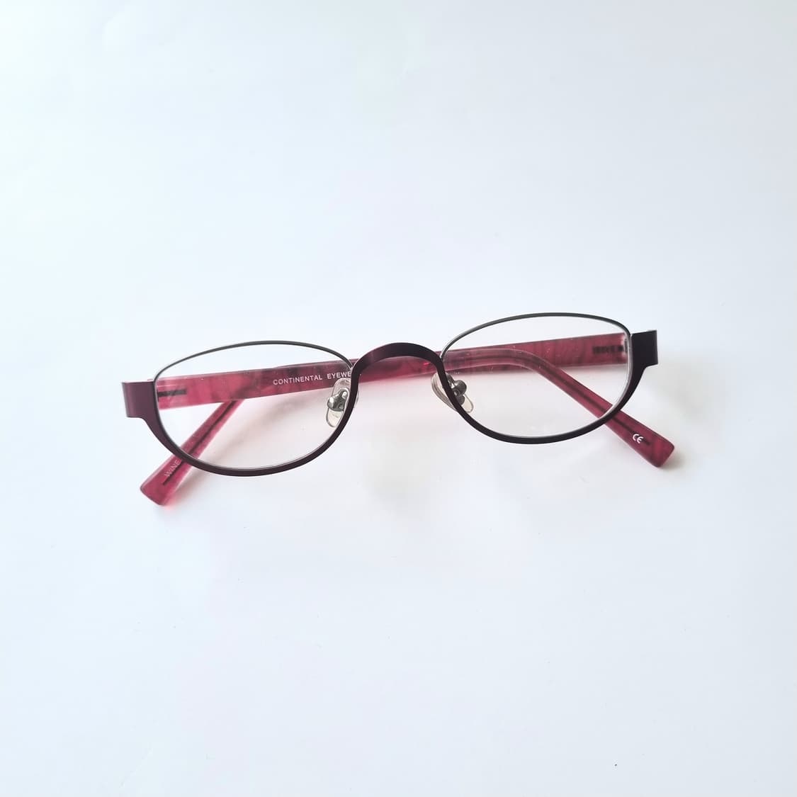 데드스탁 지적인 무드 와인 컬러 타원형 안경테 650 상품이미지6
