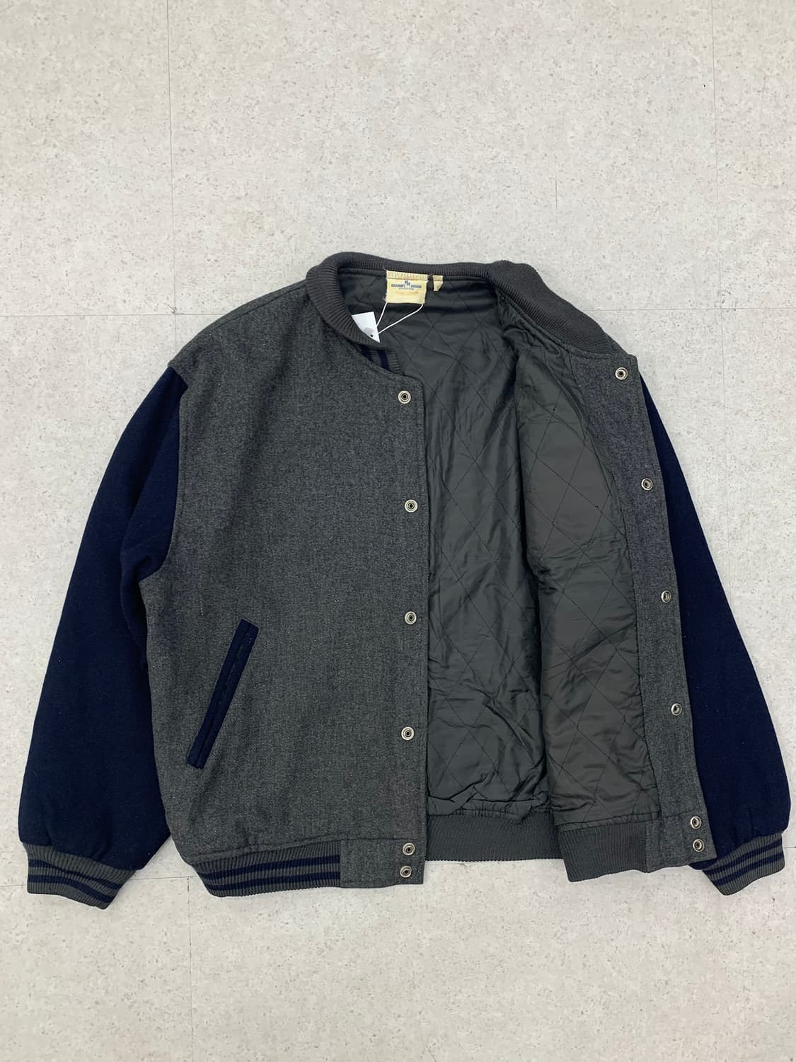 American vintage 90’s 빈티지 바시티 자켓 상품이미지3